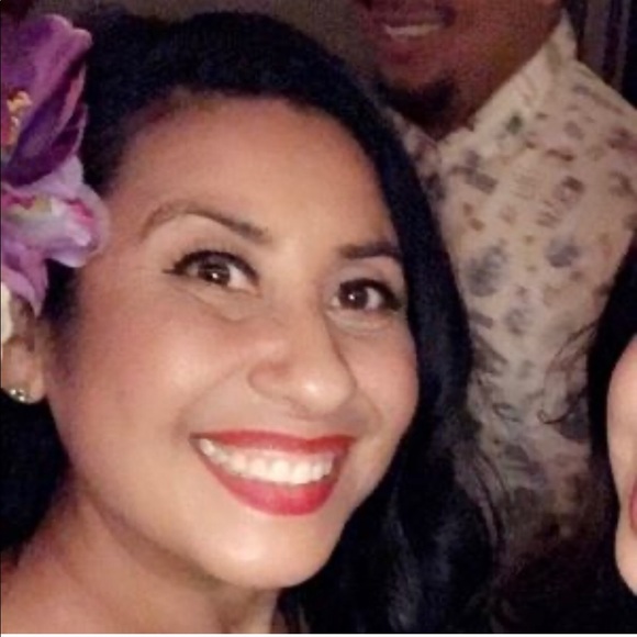 Meet your Seller ... Mi Corazon ❤️ - Picture 1 of 4